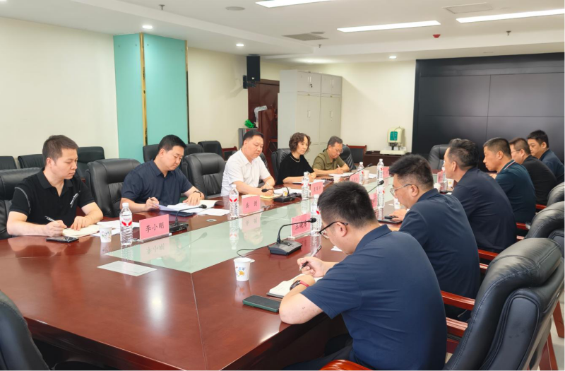 市国资委党委书记、主任袁军平一行到市自然与资源不动产测绘公司指导调研